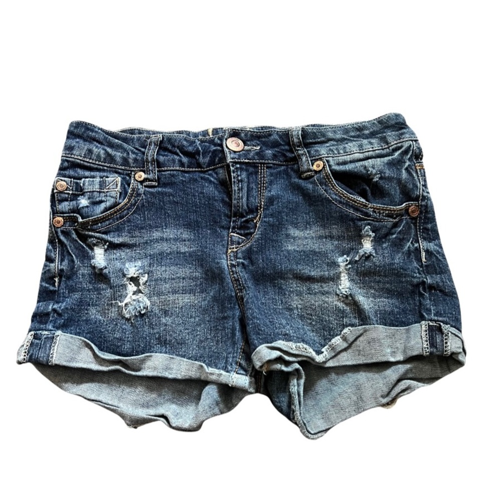 WALLFLOWER women’s distressed jean shorts size 29